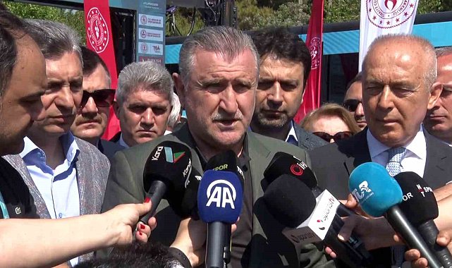 Osman Aşkın Bak: "Türkiye, dünyada büyük bir spor ülkesi haline geldi"