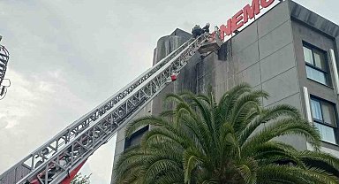 Oteldeki baca yangını büyümeden söndürüldü