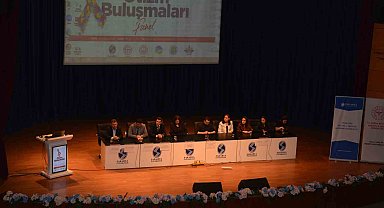 Otizm spektrum bozukluğuna dikkat çektiler