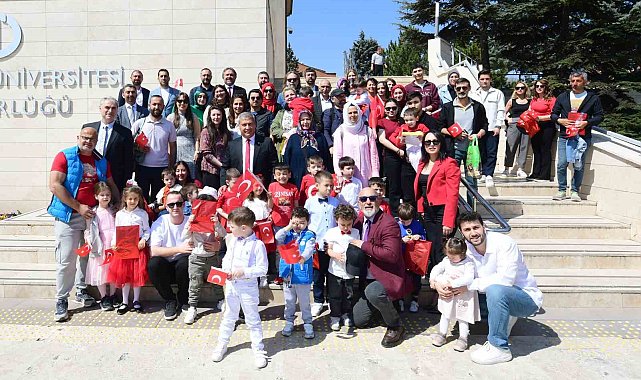 Özel çocuklar 23 Nisan'ı coşkuyla kutladı