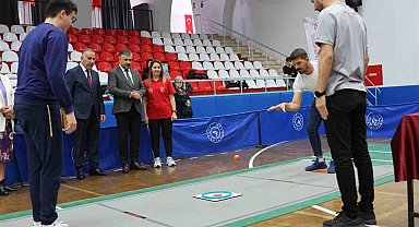 Özel sporcular Hemsball Turnuvası'nda yarıştı