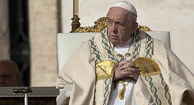 Papa Francis, 88 yaşında hayatını kaybetti