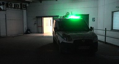 Park halindeki tıra çarpan elektrik bisiklet sürücüsü hayatını kaybetti