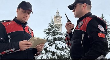 Poliste yapay zekalı tanıtım