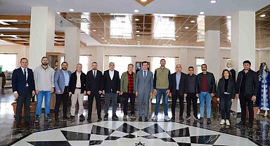 Prof. Dr. Emiroğlu, ''Türkiye yetişmiş insanını en kolay israf eden ülke''