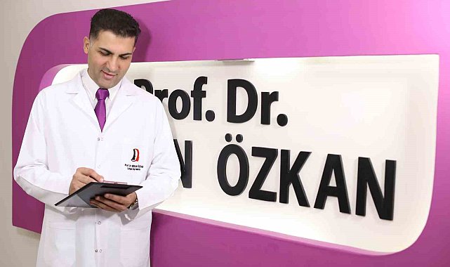 Prof. Dr. Özkan: "Diş çekimi, kalp hastaları için kanamalı cerrahi bir işlemdir"