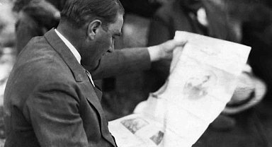 "Karanlıkta Akan Bir Yıldız: Mustafa Kemal Atatürk" sergisi Humanis' in organizasyonuyla İstanbul'da açıldı