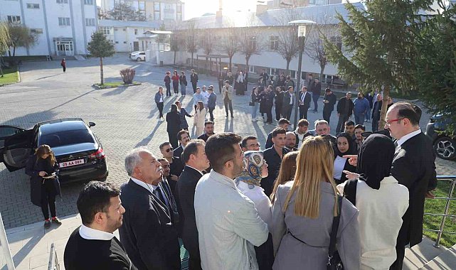 Rektör Hacımüftüoğlu'ndan Horasan ve Pasinler ziyaretlerinde ortak akıl vurgusu