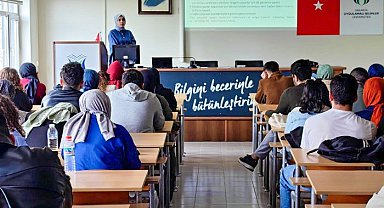 Sağlık bilimleri öğrencilerine iş sağlığı eğitimi