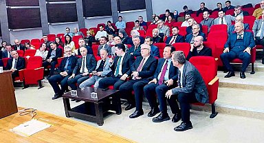 Sakarya, Kocaeli ve Düzce'deki acil sağlık hizmetlerinin genel durumu bu toplantıda masaya yatırıldı