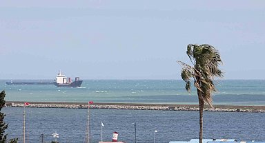 Samsun'da kuvvetli rüzgar