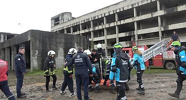 Samsun'da UMKE bölge tatbikatı gerçeğini aratmadı