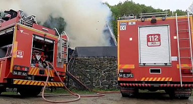 Sapanca'da bungalov alev topuna döndü