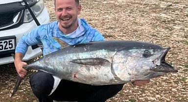 Saros Körfezi'nde dev av