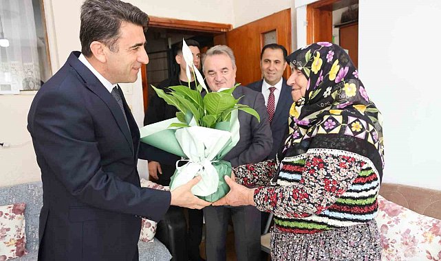 Şehit Binbaşı Mithat Çolak'ın ailesine ziyaret