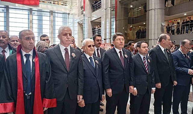 Şehit Savcı Mehmet Selim Kiraz ölümünün 10'uncu yıl dönümünde adliyede anıldı
