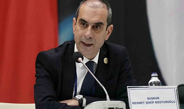 Şekip Mosturoğlu: "Bizler sportif sonuçlardan bağımsız olarak Fenerbahçe'ye tutkuyla bağlıyız"