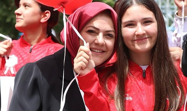 Sema Silkin Ün; "Çocuklara bayram hediye eden ilk ve tek ülkeyiz"