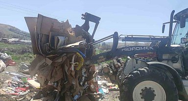 Sincan'da Ulubatlı Hasan, Çimşit ve Saraycık Mahallelerinde detaylı temizlik