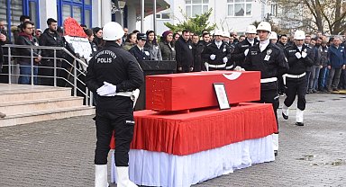 Sinop'ta kalp krizi geçiren polis memuru hayatını kaybetti