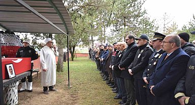 Sinop'ta kalp krizi geçirerek hayatını kaybeden polis memuru toprağa verildi