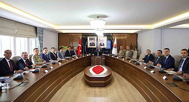 Şırnak'ta mart ayı asayiş ve güvenlik toplantısı gerçekleştirildi