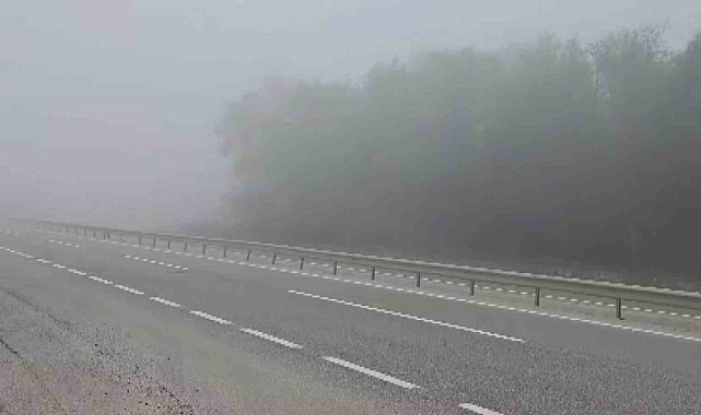Sis Bursa'da trafiği kilitledi...İstanbul yolunda göz gözü görmedi