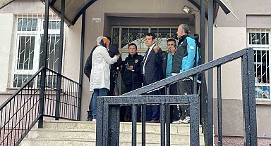 Sivas'ta gıda zehirlenmesi şüphesiyle 13 öğrenci hastaneye kaldırıldı