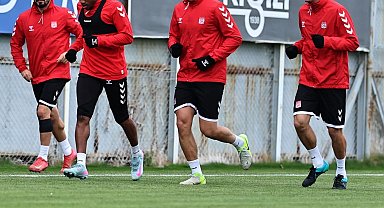 Sivasspor'da Kasımpaşa maçı hazırlıkları başladı