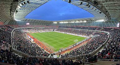 Sivassporlu taraftarlardan Fenerbahçe maçına yoğun ilgi
