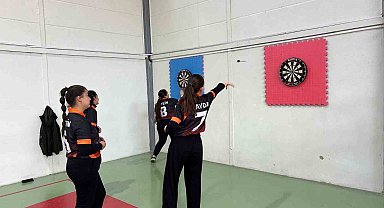 Sivrihisar'da 23 Nisan Masa Tenisi ve Dart coşkusu