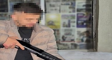 Sosyal medyadan silahlı fotoğraflarını paylaşan 4 kişi yakalandı