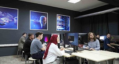 SUBÜ Bilişim Teknolojileri MYO'da yüksek kapasiteli bilgisayar laboratuvarı kuruldu
