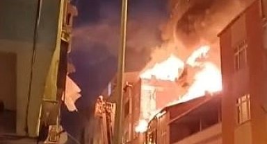 Sultangazi'de korkutan yangın: Vatandaşlar sokağa döküldü
