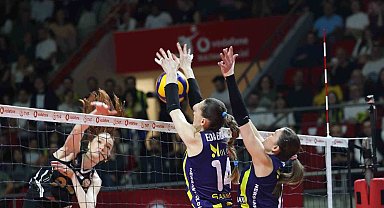 Sultanlar Ligi'nde şampiyon V.Bank oldu