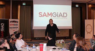 Sunay Akın'dan Samsun'da söyleşi