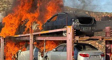 Suriyelilerin hayallerini süsleyen araçlar alevlere teslim oldu