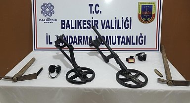 Susurluk'ta kaçak kazıya suçüstü