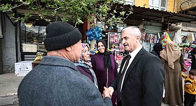 Tahmazoğlu, semt pazarı esnafını ziyaret etti
