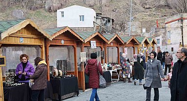 Talas'ta bu Pazar Nisan ayının ikinci 'Maharetli Elleri'