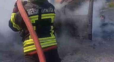 Tarsus'ta otoyolda araç yangını