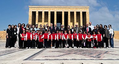 TEGV çocukları Ata'nın huzurunda