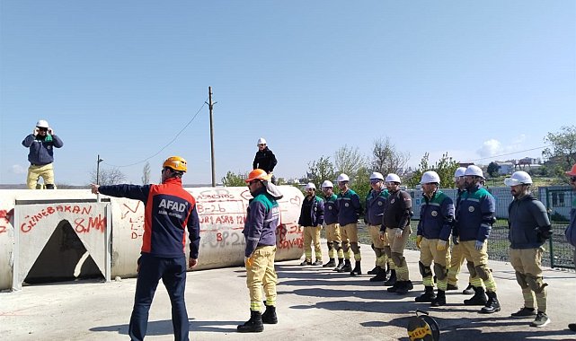 Tekirdağ Orman İşletme personeline enkazda arama kurtarma eğitimi