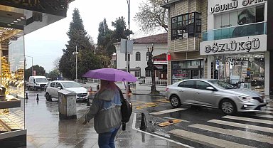 Tekirdağ'da sağanak yağış etkili oldu