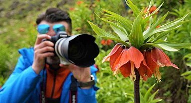 Ters laleleri görmek için 500 kilometre yol geldiler ama dokunamadılar