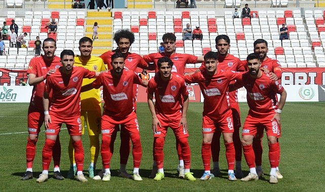TFF 2. Lig Karaman FK: 3 - Belediye Derincespor: 2