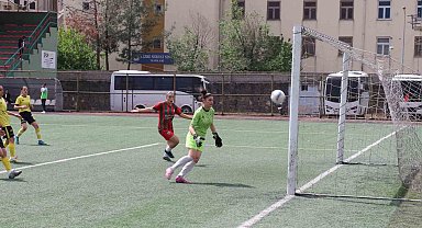 TFF Kadınlar 3. Ligi: Cizre Spor Lisesiç 4 - Hakkari Hayalkent Spor: