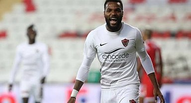TFF'den, Aaron Boupendza için başsağlığı mesajı
