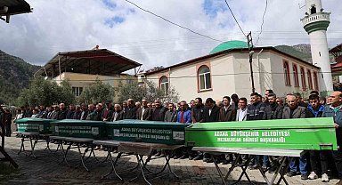 Trafik kazasında hayatını kaybeden Güleç ailesi, son yolculuğuna uğurlandı