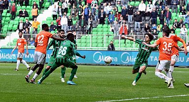 Trendyol 1. Lig: Sakaryaspor: 2 - Adanaspor: 1
